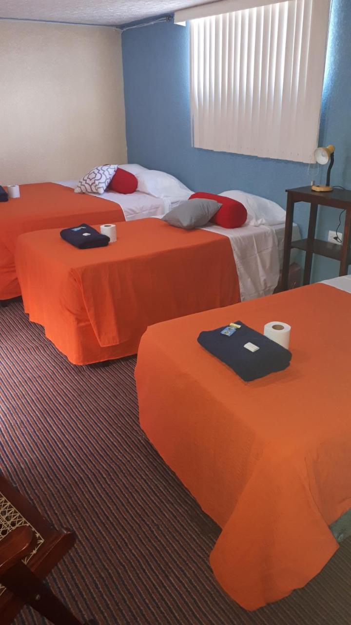 Hotel Kasa Kamelot 2 Quetzaltenango Bagian luar foto