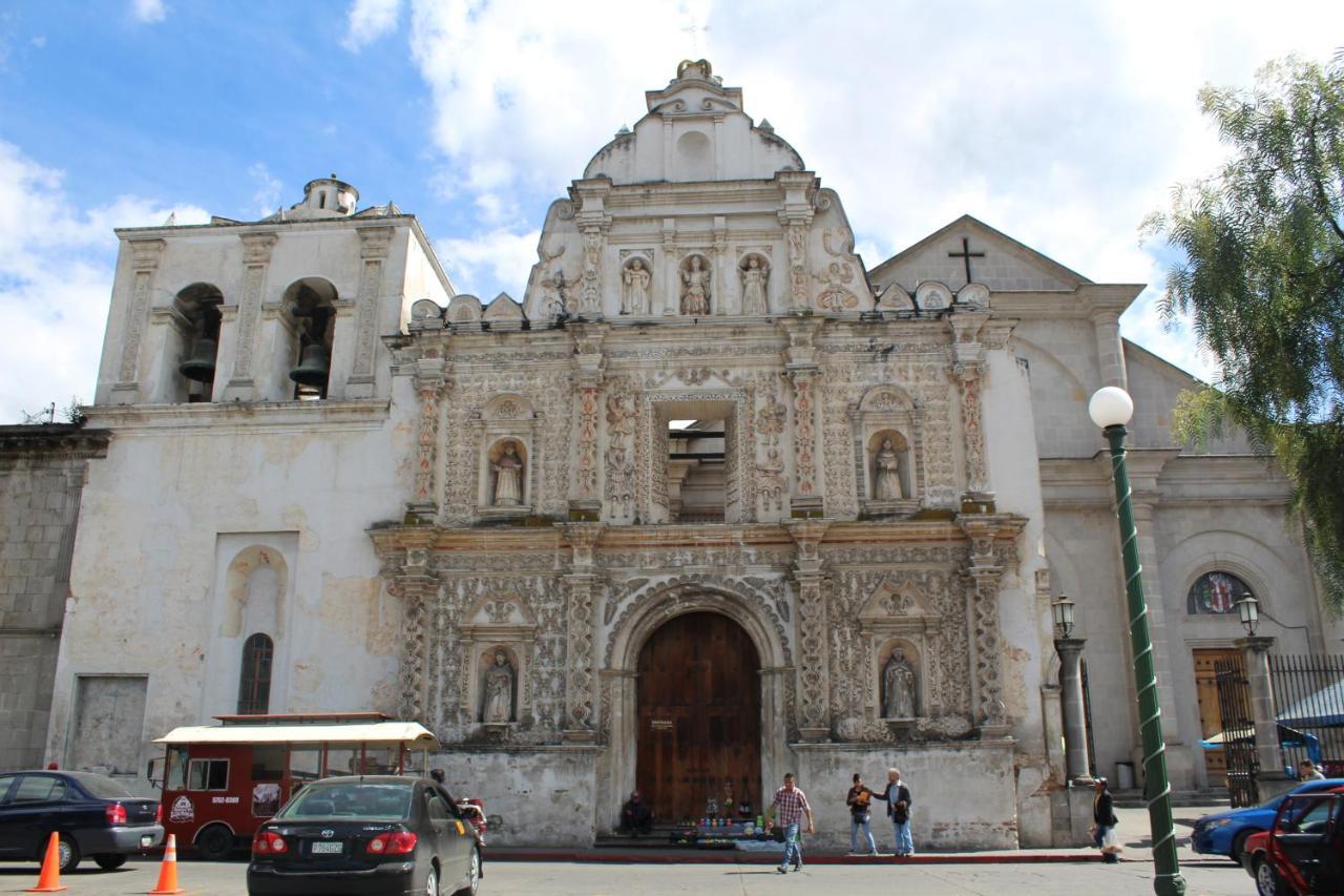 Hotel Kasa Kamelot 2 Quetzaltenango Bagian luar foto