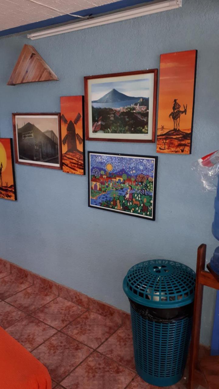 Hotel Kasa Kamelot 2 Quetzaltenango Bagian luar foto