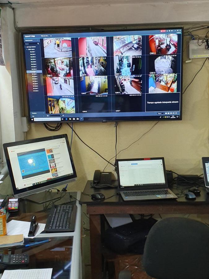 Hotel Kasa Kamelot 2 Quetzaltenango Bagian luar foto